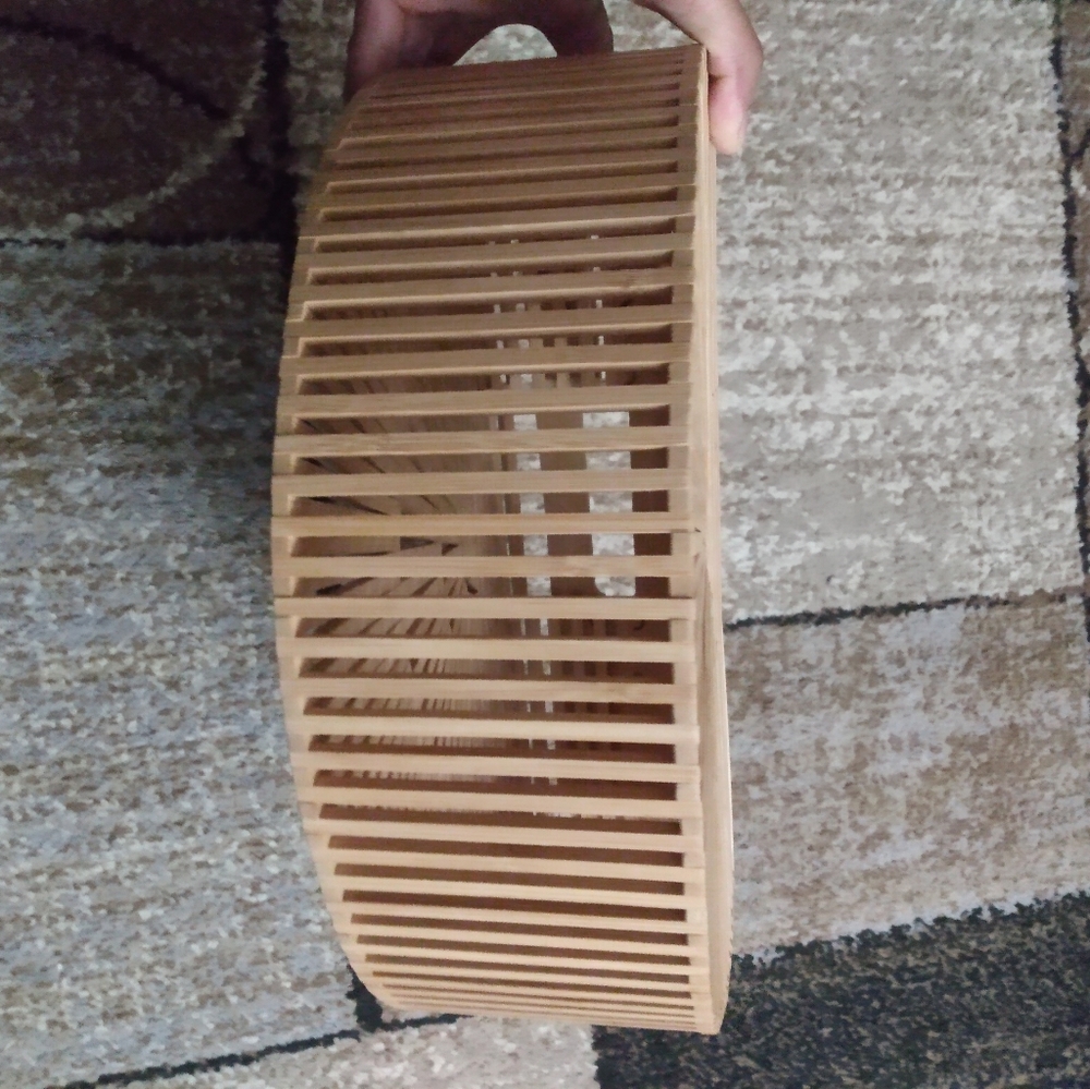 Bamboo Tote 💛 - Picture 6 of 9